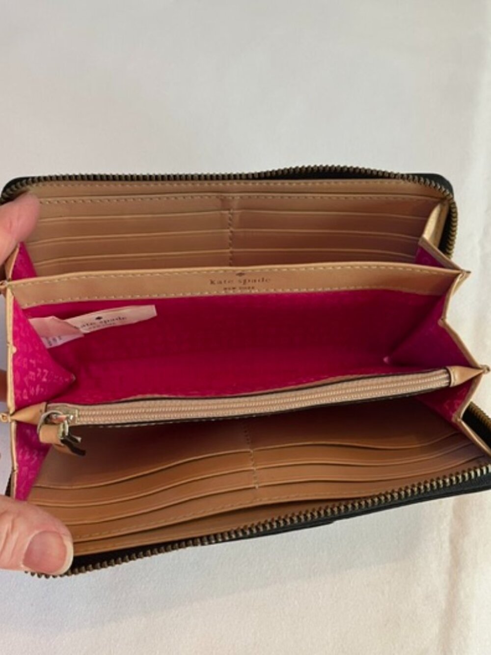 KATE SPADE | Neda Wellesley Black Pebbled Leather Zip Around Clutch Wallet-EUC - Picture 7 of 13